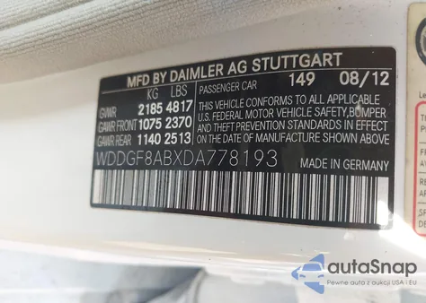 2013 Mercedes-Benz C 300 Sport 4Matic z USA, uszkodzony, nr VIN WDDGF8ABXDA778193